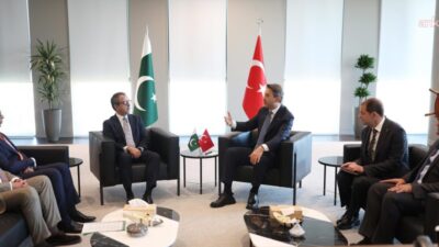 Enerji ve Tabii Kaynaklar Bakanı Alparslan Bayraktar, Pakistan Özelleştirme Bakanı