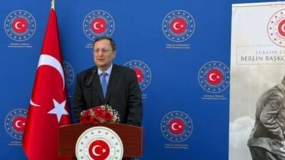 Berlin Başkonsolosluğu'nun Muharrem Ayı dolayısıyla düzenlediği Aşure Günü programında birlik,