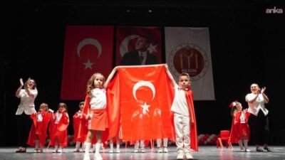 Bilecik Belediyesi Çocuk Sosyal Tesisi’nde eğitimlerini tamamlayan minikler, Şeyh Edebali