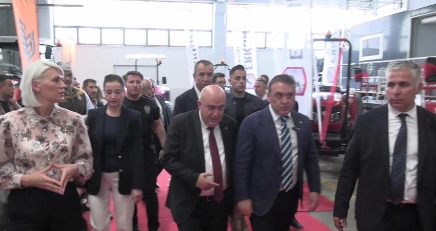 Bilecik’te “1.Tarım ve Hayvancılık Fuarı” açılışı gerçekleştirildi. 6 Haziran’a kadar