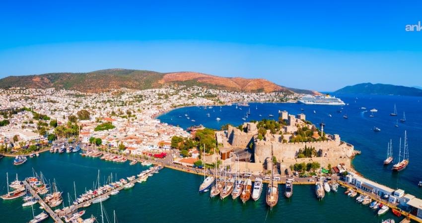 Muğla Büyükşehir Belediyesi iştiraki MUTTAŞ tarafından işletilen Uluslararası Bodrum Limanı,