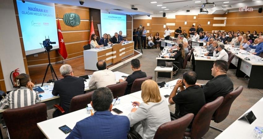 Bornova Belediye Meclisi'nde mevcut beton santralinin yenilenmesine ve eski santralin