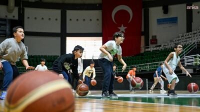 Bornova Belediyesi, çocuklar ve yetişkinlere yönelik Yaz Spor Kursları için