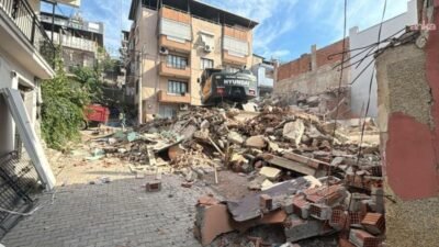 İzmir Büyükşehir Belediyesi’nin yapımını sürdürdüğü Buca Onat Tüneli’nin etkileşim alanında
