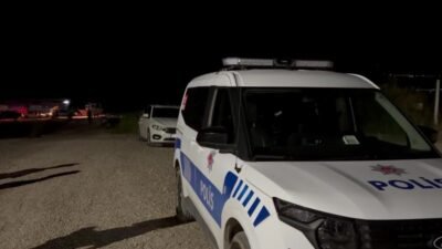 Burdur Gölü'nde kanoyla açıldıktan sonra kendilerinden haber alınamayan iki kişi,