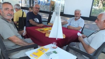 Balıkesir’in Burhaniye ilçesi, her hafta sonu düzenlenen turnuvalarla Kuzey Ege'de