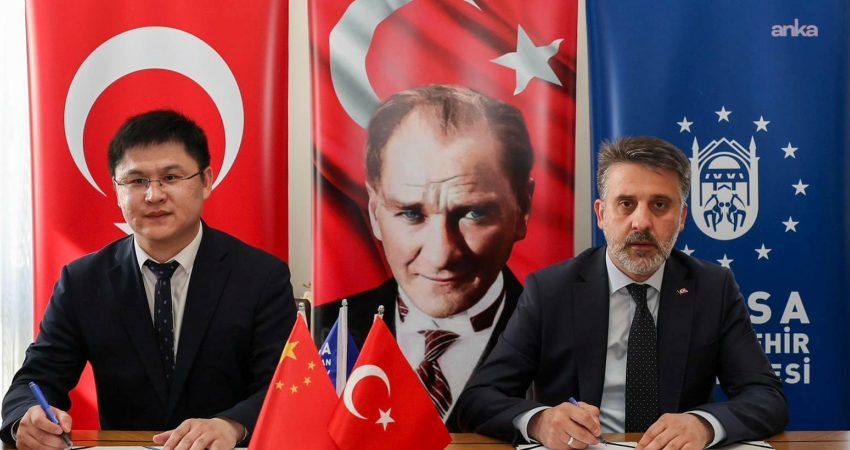 Bursa Büyükşehir Belediyesi, 40 kilometrelik hat uzunluğu ve 40 istasyonuyla