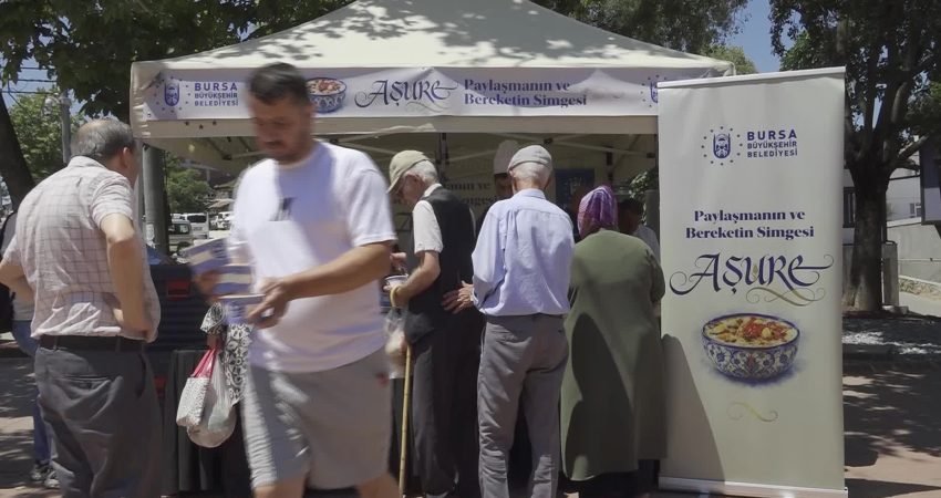 Bursa Büyükşehir Belediyesi tarafından Muharrem ayı dolayısıyla 17 ilçede 28