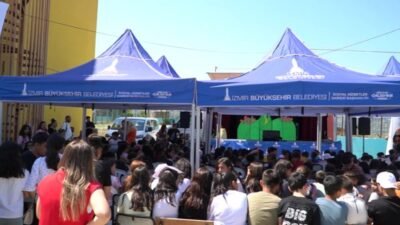 İzmir Büyükşehir Belediye Başkanı Cemil Tugay’ın Kiraz’daki Örencik Zeybekler İlk