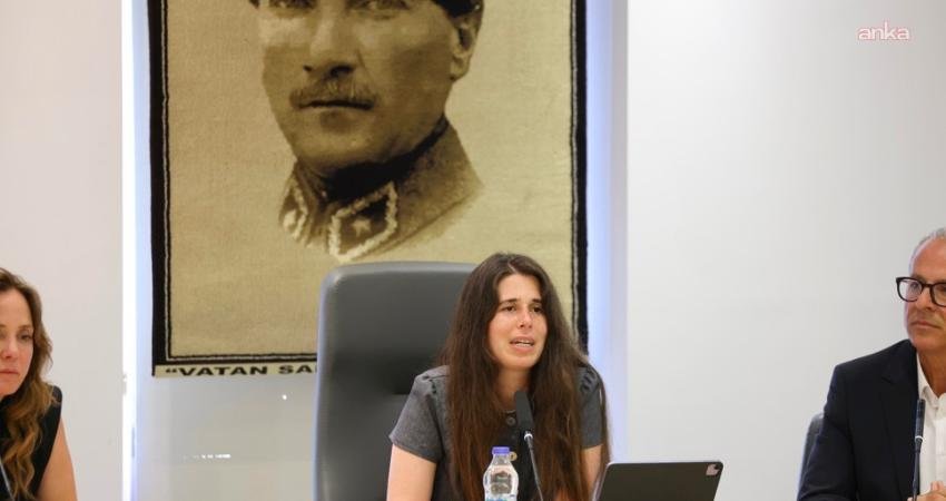 Çeşme Belediye Meclisi’nden yaz sezonu kararı: İnşaat yasağı, 15 Haziran’da başlıyor Çeşme Belediye Meclisi'nde yaz sezonunda kent yaşamının ve turizm faaliyetlerinin