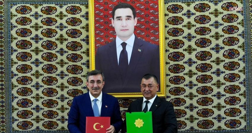 Cumhurbaşkanı Yardımcısı Cevdet Yılmaz, Türkmenistan’da düzenlenen Hükümetlerarası Türk-Türkmen Komisyonu (HEK)