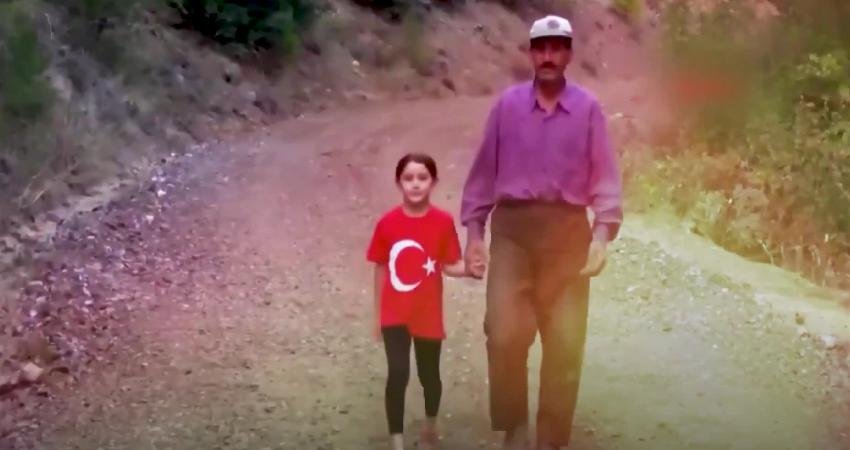 CHP, "Babalar Günü" dolayısıyla videolu mesaj yayımladı. Video mesajda, “Kimi