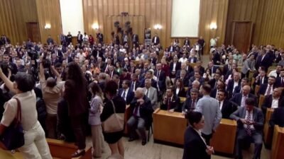CHP Grup Başkanı Özgür Özel, partisinin TBMM'deki grup toplantısında yaptığı