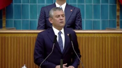 CHP Grup Başkanı Özgür Özel, partisinin grup toplantısında, eski siyaseti