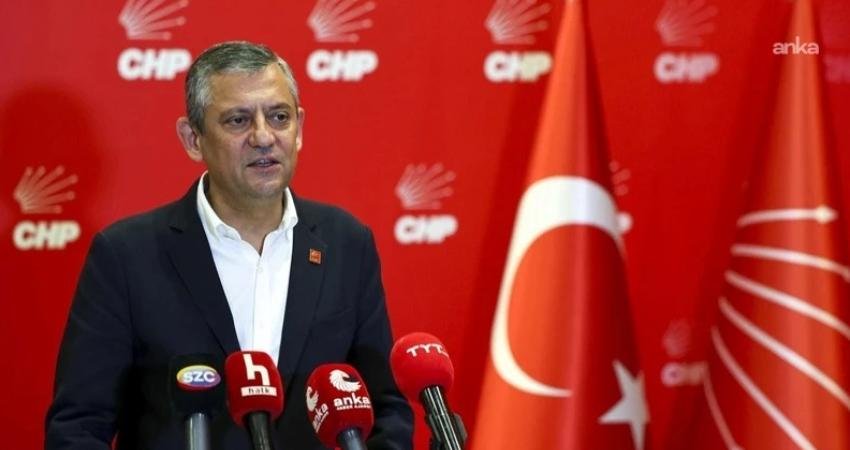 CHP İrlanda Gönüllüleri’nden Özgür Özel’e destek açıklaması CHP İrlanda Gönüllüleri, yayımladıkları açıklamayla CHP Grup Başkanı Özgür Özel'in
