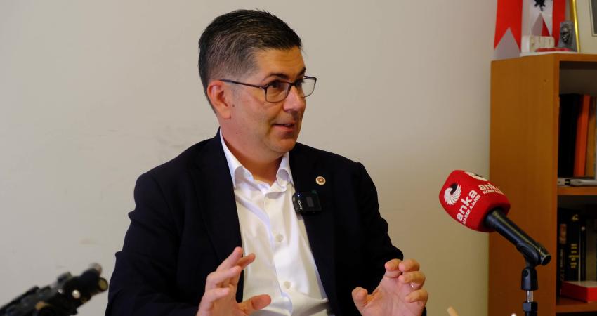 CHP Isparta Milletvekili Hikmet Yalım Halıcı, Gülbirlik tarafından belirlenen kilogram başına