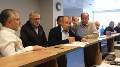 CHP Isparta İl Örgütü, olağanüstü kurultay talebine destek amacıyla 10.