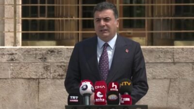 CHP İstanbul Milletvekili Zeynel Emre, CHP Parti Meclisi'nin (PM) 28