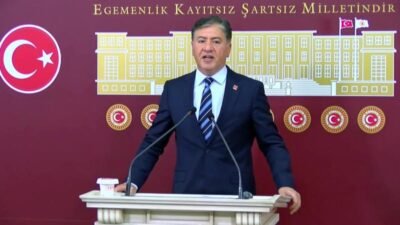 CHP Grup Başkanvekili Murat Emir, 833 kurultay delegesinin olağanüstü kurultay talebini