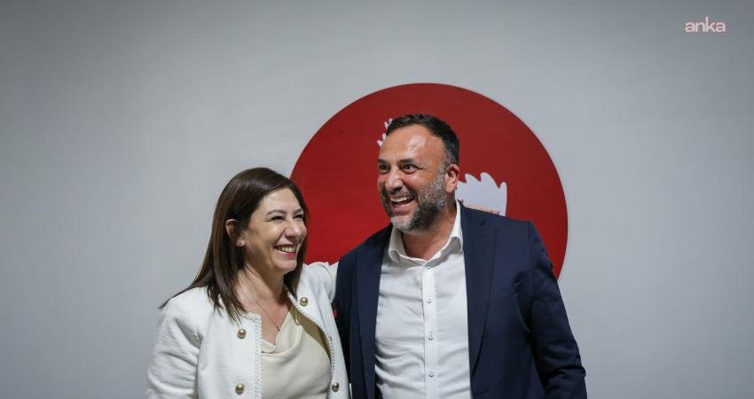 CTP’den TDP’ye nezaket ziyareti Cumhuriyetçi Türk Partisi heyeti, TDP Kurultayı sonrası başarı dileklerini iletmek