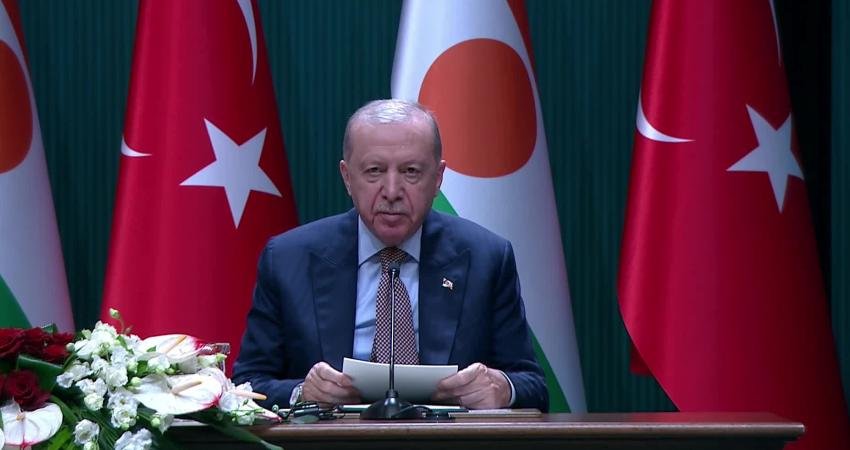 Cumhurbaşkanı Recep Tayyip Erdoğan, Nijer Cumhurbaşkanı Abdourahamane Tchiani ile yaptığı ortak