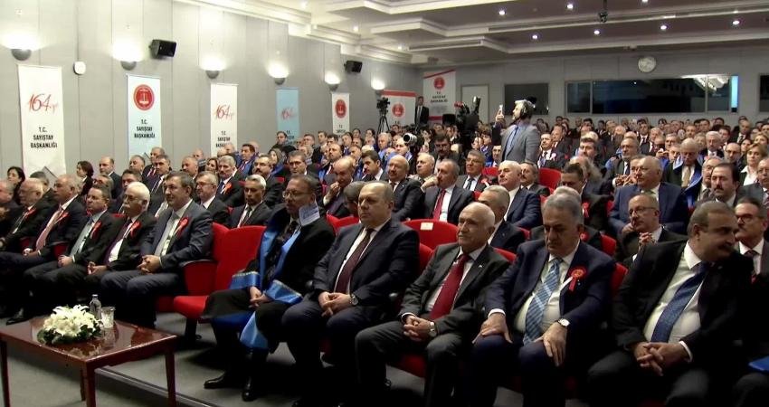 Cumhurbaşkanı Recep Tayyip Erdoğan, "Makamı, unvanı, mevkisi ne olursa olsun,