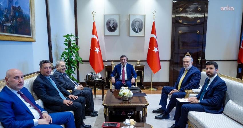 Cumhurbaşkanı Yardımcısı Cevdet Yılmaz'ın, Lübnan Başbakan Yardımcısı Tarık Mitri ile