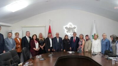 Gelecek Partisi Genel Başkanı Ahmet Davutoğlu, 15 Temmuz Mağduru Asker