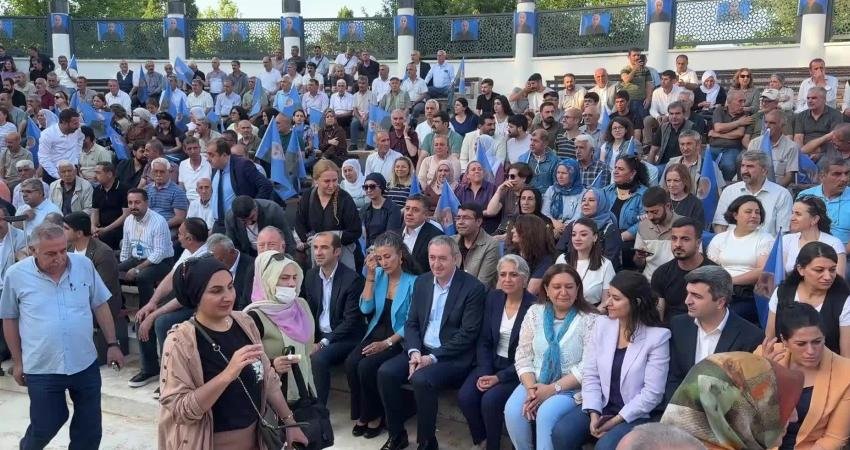 DEM Parti Eş Genel Başkanı Tuncer Bakırhan, terör örgütü PKK