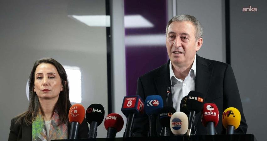 DEM Parti Eş Genel Başkanları Tülay Hatimoğulları ve Tuncer Bakırhan,