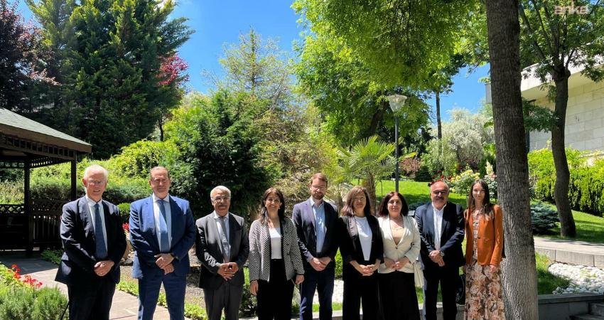 DEM Parti İmralı Heyeti üyeleri Pervin Buldan ve Mithat Sancak