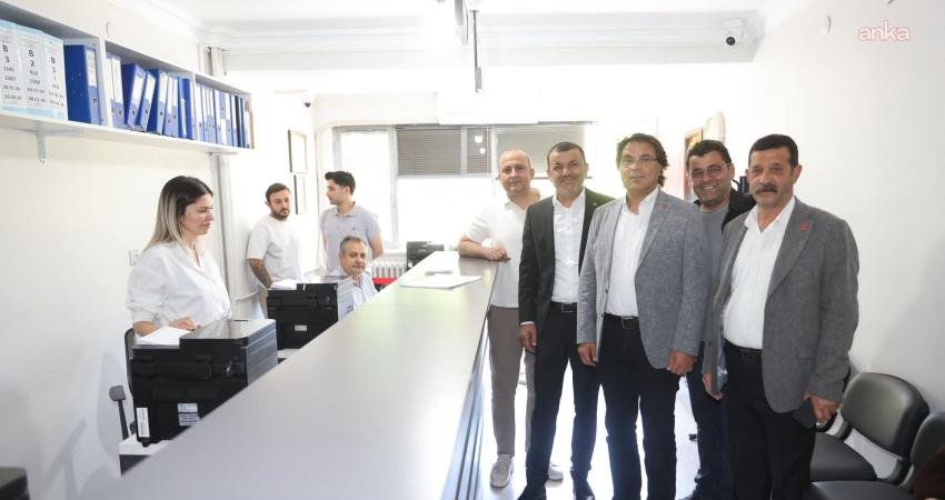 Denizli'de delegeler, CHP'nin olağanüstü kurultayı için noter aracılığıyla imzalarını genel