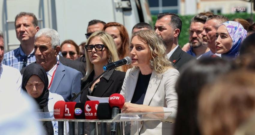 CHP'nin tutuklu cumhurbaşkanı adayı Ekrem İmamoğlu'nun eşi Dilek Kaya İmamoğlu,