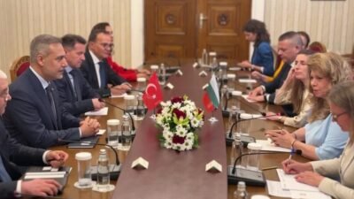 Dışişleri Bakanı Hakan Fidan, Sofya ziyareti kapsamında bugün Bulgaristan Cumhurbaşkanı
