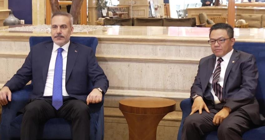 Dışişleri Bakanı Hakan Fidan, Cakarta'da Endonezya Dışişleri Bakanı Sugiono ile