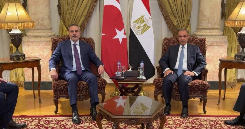 Dışişleri Bakanı Hakan Fidan, Kahire ziyareti kapsamında, Mısır Dışişleri Bakanı