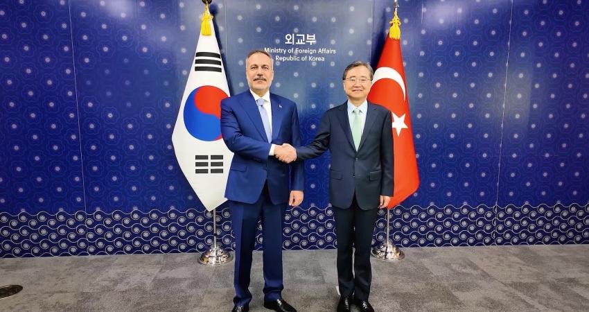 Dışişleri Bakanı Hakan Fidan, Seul'de Güney Kore Dışişleri Bakanı Cho