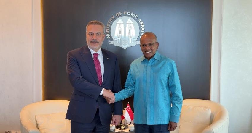 Dışişleri Bakanı Hakan Fidan, Singapur'da İçişleri Bakanı Kasiviswanathan Shanmugam ile