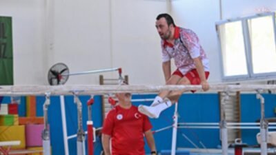 İzmir Büyükşehir Belediye Spor Kulübü’nün down sendromlu milli sporcusu Alper