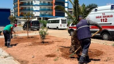 Efeler Belediyesi tarafından Zeybek Mahallesi’nde yapımı sürdürülen Fenerbahçeliler Parkı’nda parke