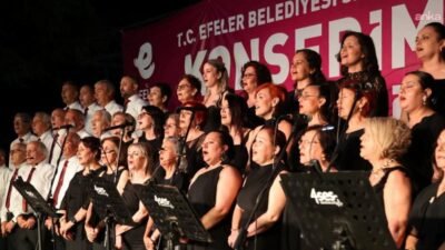 Efeler Belediyesi'nin sanat etkinlikleri kapsamında Şef Nedim Tarımcıoğlu yönetiminde düzenlenen
