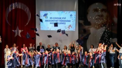 Eskişehir Büyükşehir Belediyesi Es Çocuk Evi’nde eğitim gören minik öğrenciler,
