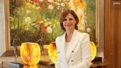 Eskişehir Büyükşehir Belediye Başkanı Ayşe Ünlüce, Babalar Günü dolayısıyla yayımladığı