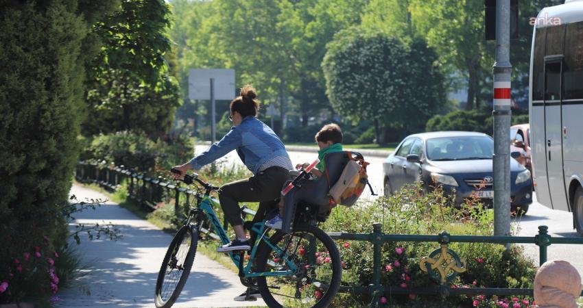 Eskişehir Büyükşehir Belediyesi personeli, 3 Haziran Dünya Bisiklet Günü’nde çevre