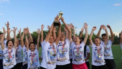 Eskişehir Büyükşehir Spor Kulübü, bölgede ilk kez düzenlenen U15 Genç