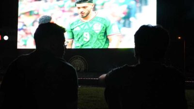 Etimesgut Belediyesi, 2026 FIFA Dünya Kupası heyecanını vatandaşlarla buluşturuyor. Çelebi