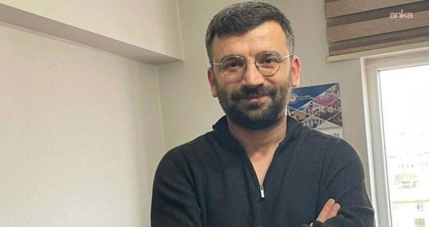 Elazığ’da belediye meclisi toplantısını takip ettikten sonra saldırıya uğrayarak burnu