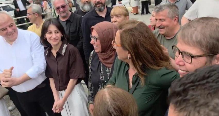 Gazeteci İsmail Arı'nın 75 günlük tutukluluğun ardından serbest bırakılmasına ilişkin