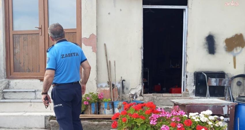Gemlik Belediyesi, yaz sezonunun başlamasıyla birlikte özellikle sahil mahallelerinde çevre