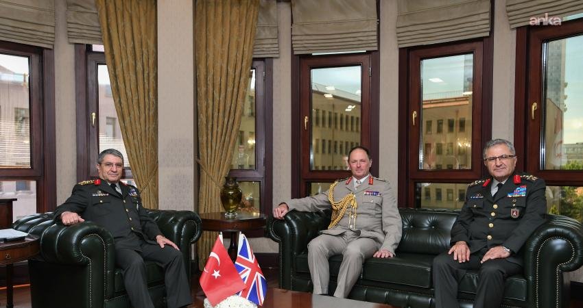 Genelkurmay Başkanı Orgeneral Selçuk Bayraktaroğlu, Birleşik Krallık Kara Kuvvetleri Komutanı